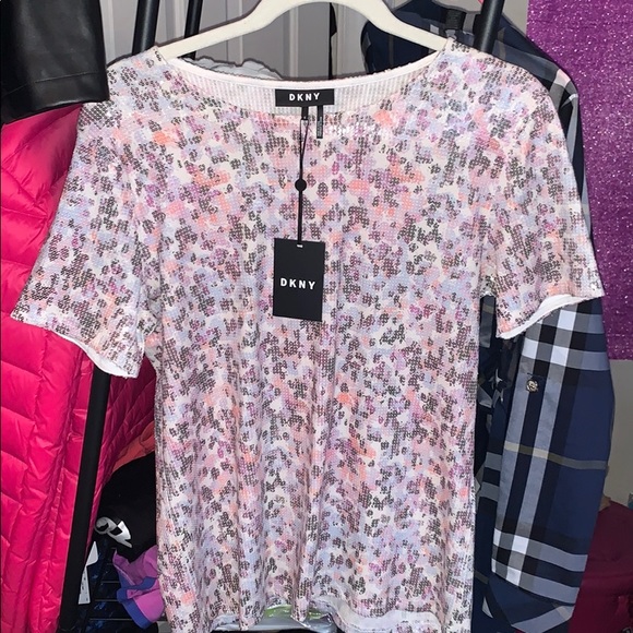 ☀️NWT DKNY SEQUIN TOP - Picture 3 of 10